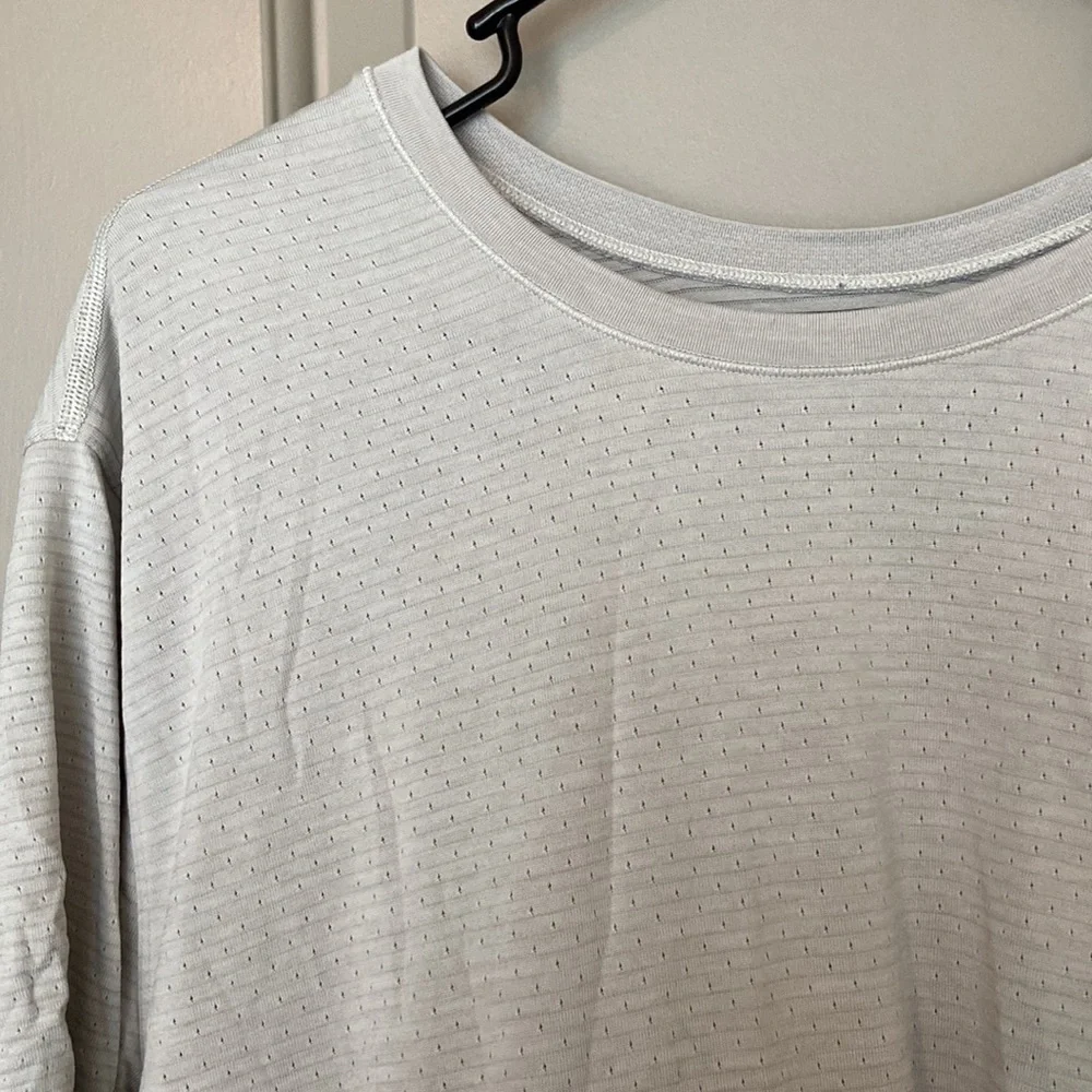 Metal Vent Tech Short-Sleeve - Picture 2 of 4